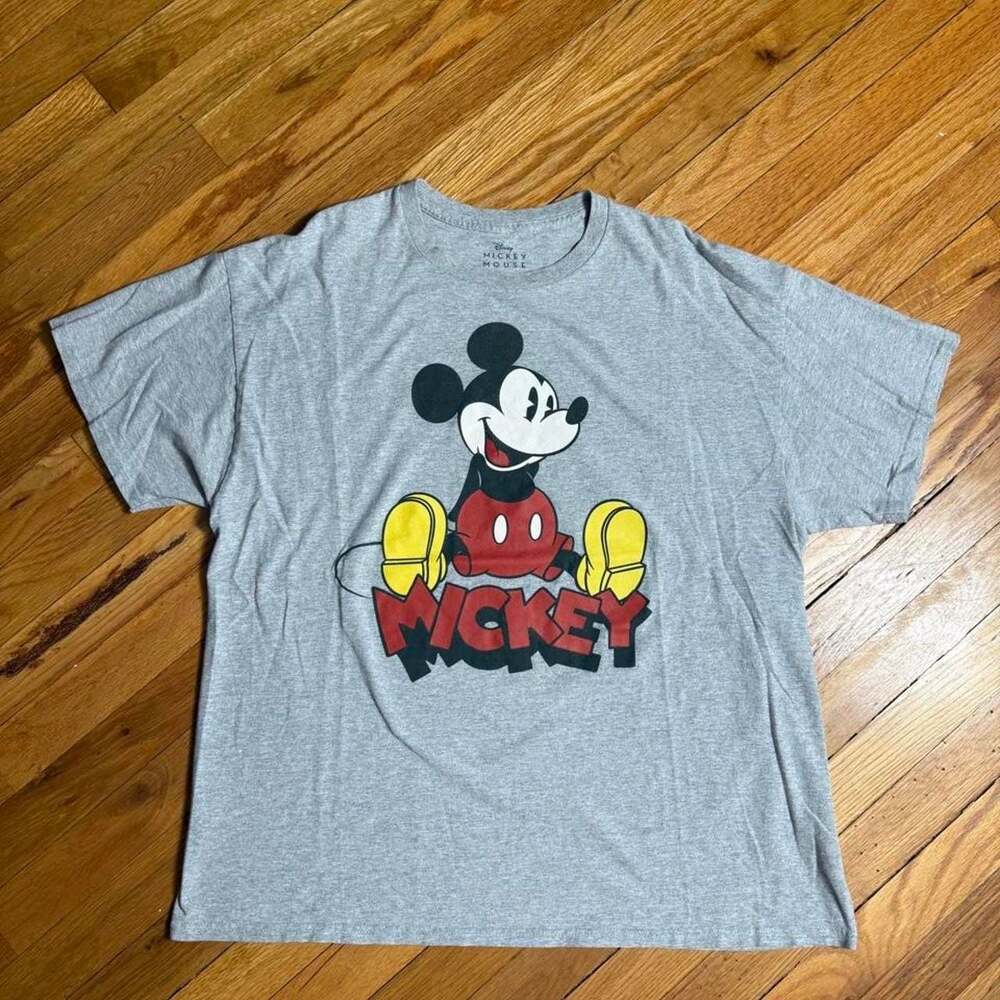 Disney Mickey Mouse Graphic T-Shirt Grey Size XL